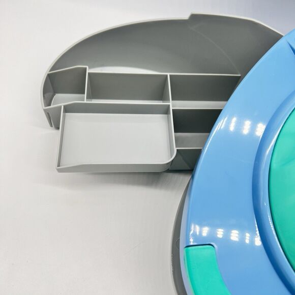 New Joy Mangano Hand Shell with Storage Trays Creating the Perfect Home Manicure - Picture 10 of 12